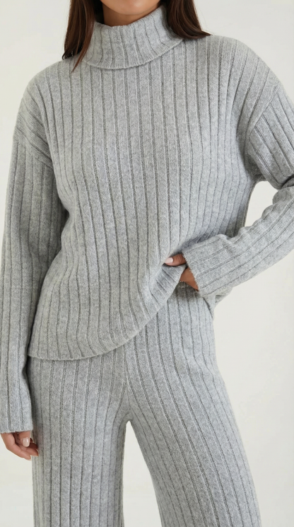 NICOLE | CONJUNTO DE PUNTO ACANALADO