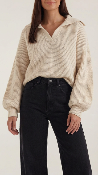 AMARA | JERSEY DE PUNTO GRUESO CON CUELLO ALTO