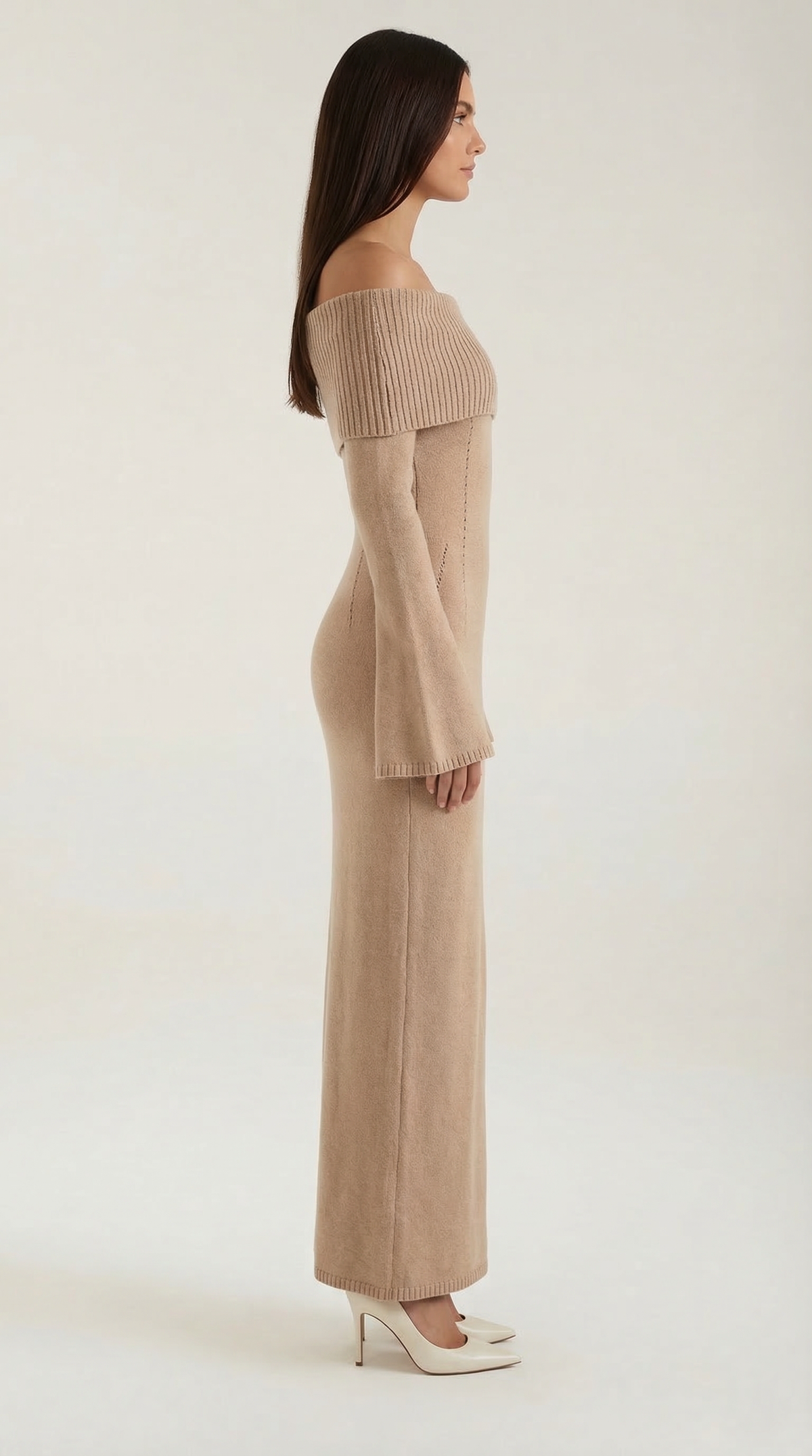 QUINLAN | VESTIDO LARGO AJUSTADO CON HOMBROS DESCUBIERTOS