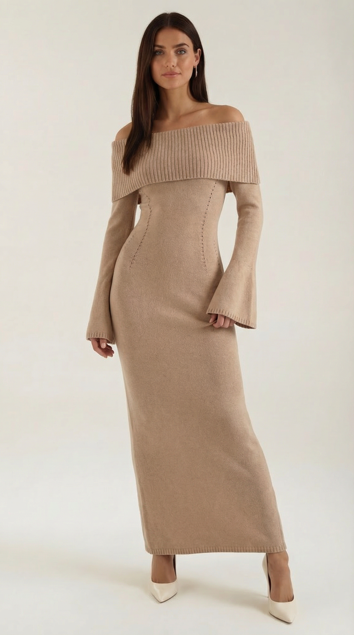 QUINLAN | VESTIDO LARGO AJUSTADO CON HOMBROS DESCUBIERTOS