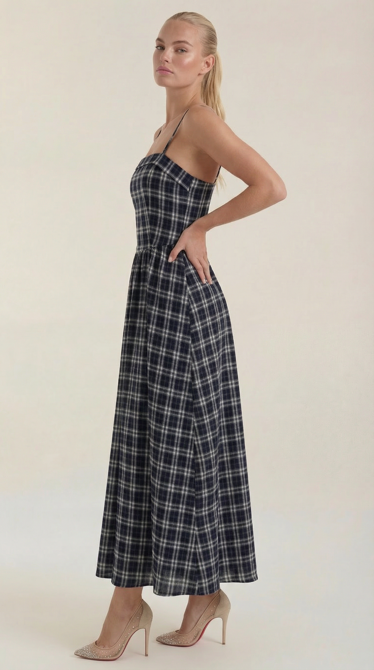 JULIANA | VESTIDO MIDI DE VERANO A CUADROS CON ESCOTE REDONDO