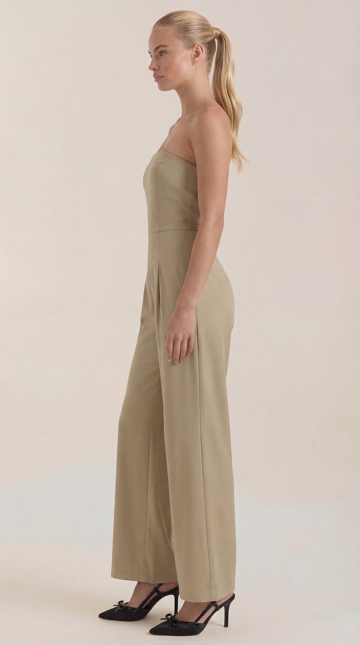 ELIZA | MONO SIN TIRANTES CON PANTALÓN DE PIERNA ANCHA