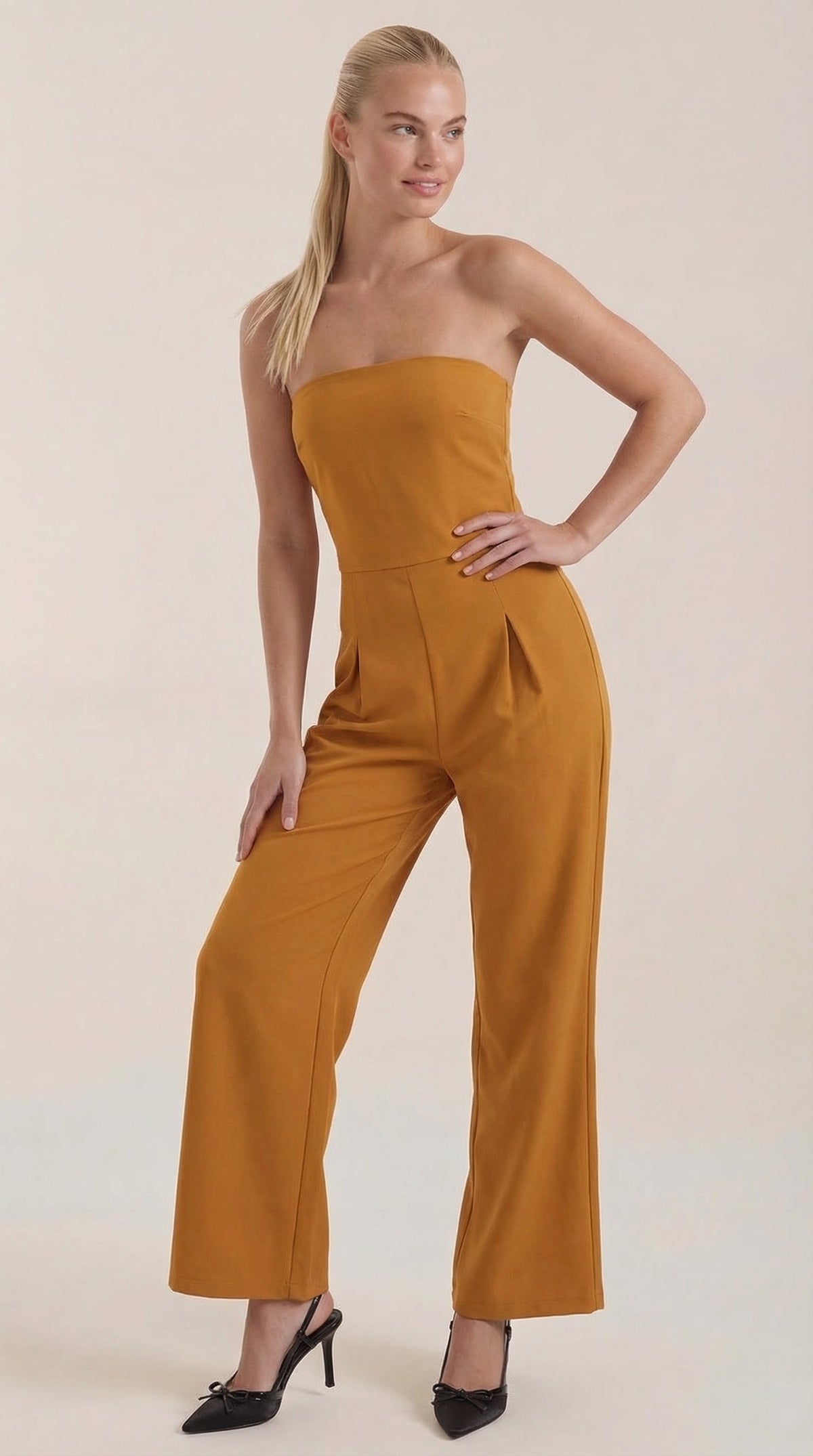 ELIZA | MONO SIN TIRANTES CON PANTALÓN DE PIERNA ANCHA
