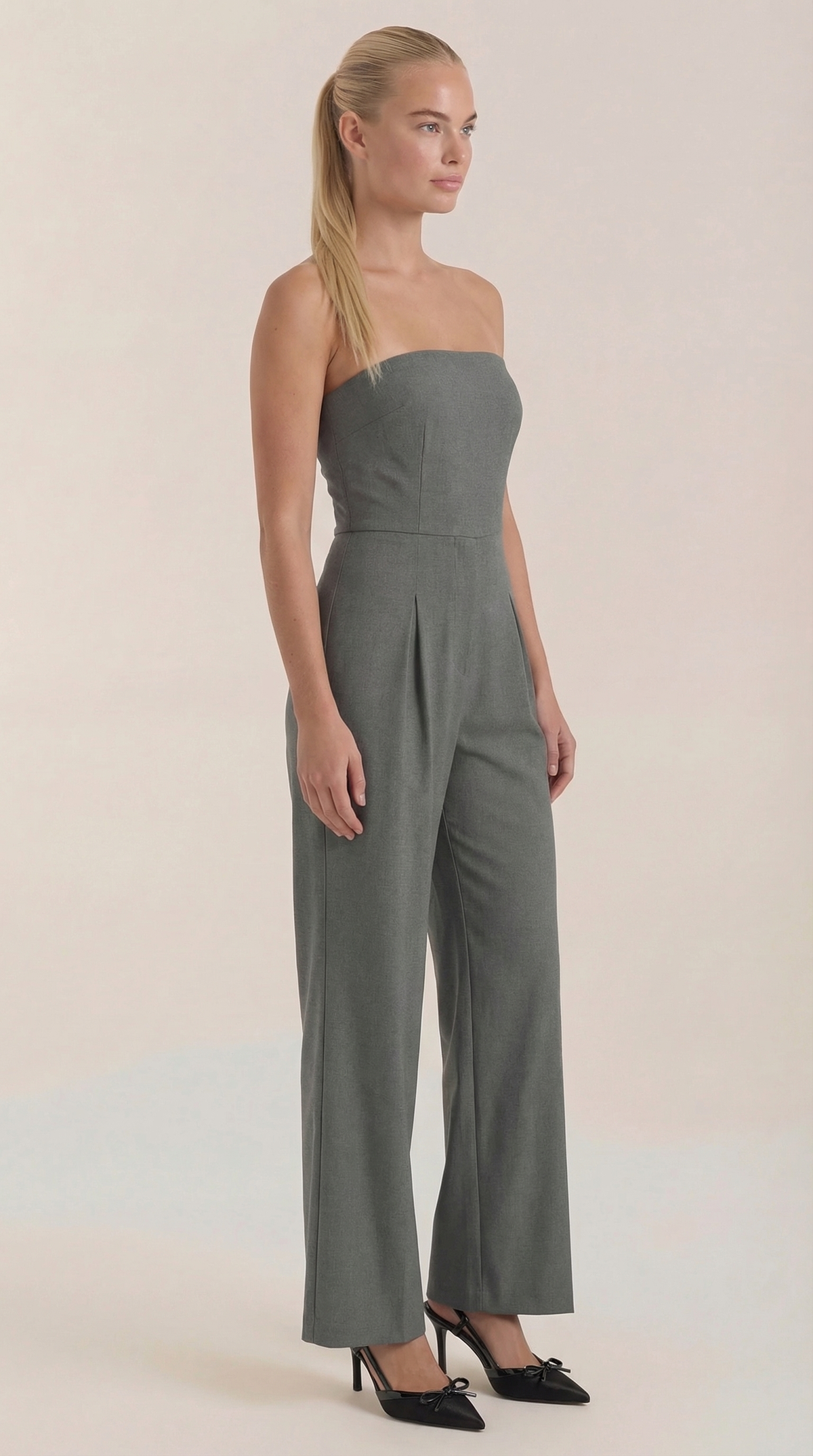 ELIZA | MONO SIN TIRANTES CON PANTALÓN DE PIERNA ANCHA