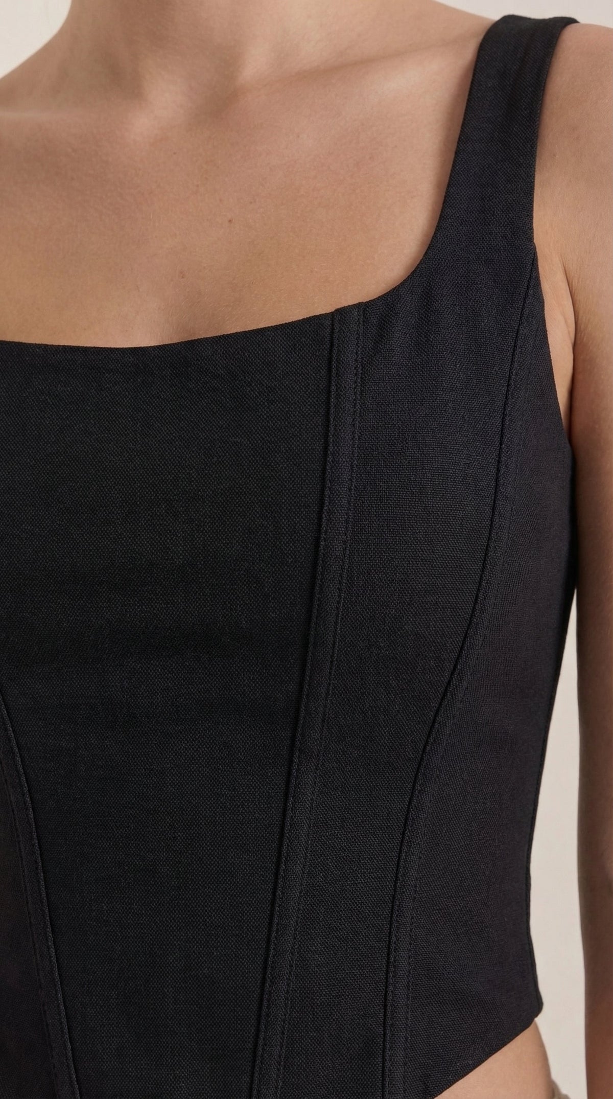 CATALINA | TOP SIN MANGAS ESTILO CORSET