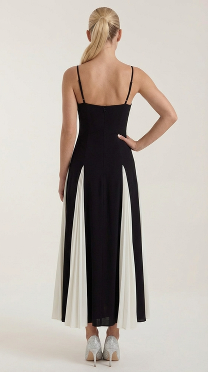 GOLDIE | VESTIDO MIDI CON PLIEGUES EN GODETS