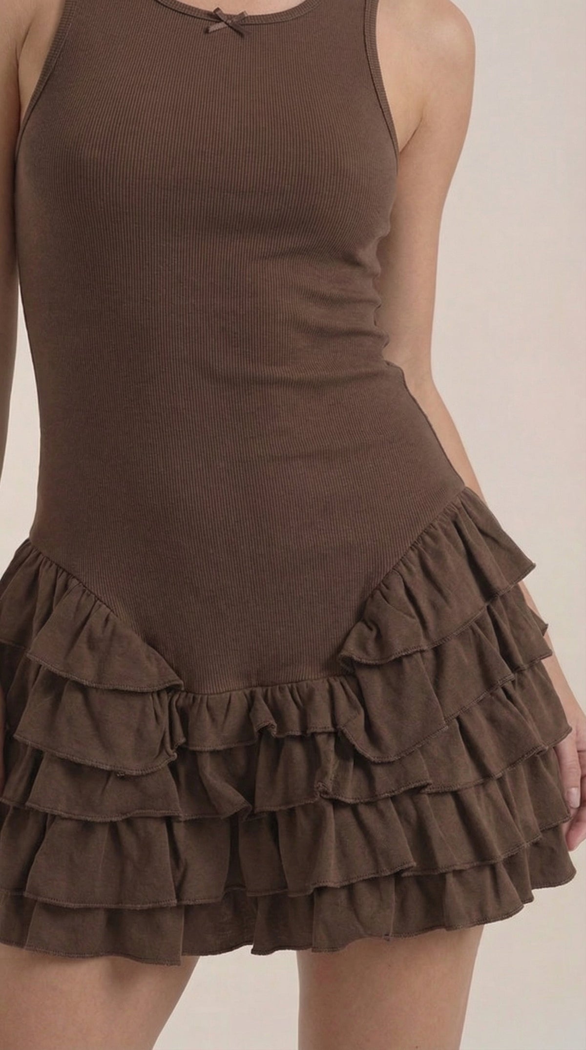 GWEN | MINIVESTIDO CON VOLANTES